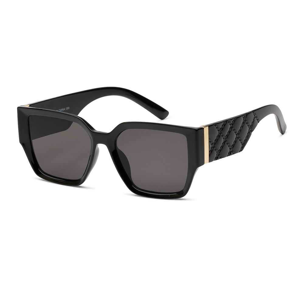 Stylish square sunglasses with a plastic frame, designed for ladies. The design features a modern aesthetic suitable for fashion-forward individuals. Ideal for summer wear and part of the new arrivals collection for June 2024.