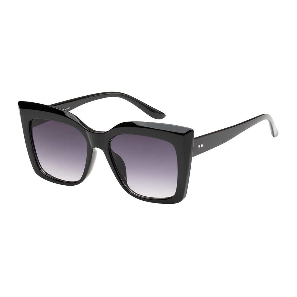 
                  
                    SUNGLASS | P210356AP
                  
                