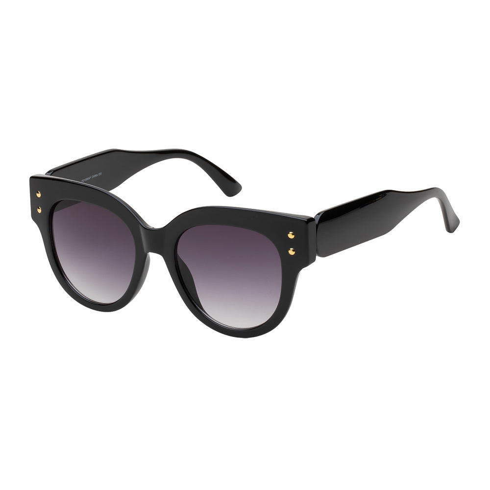 
                  
                    SUNGLASS | P21069AP
                  
                